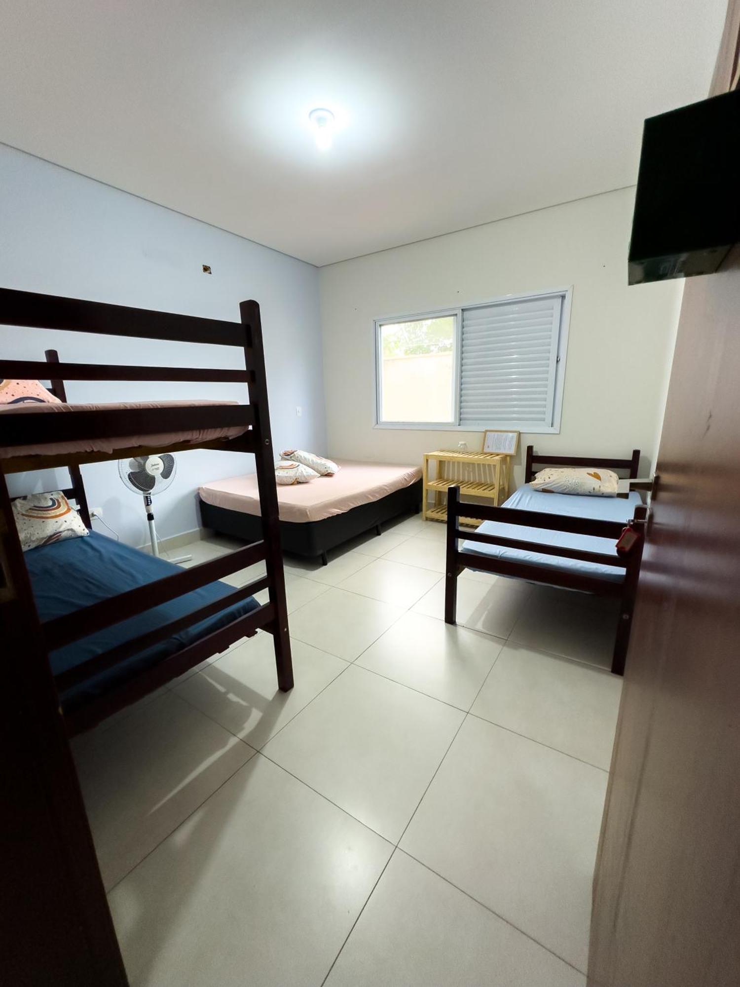 Hostel Familia Castor Itanhaem Exterior photo